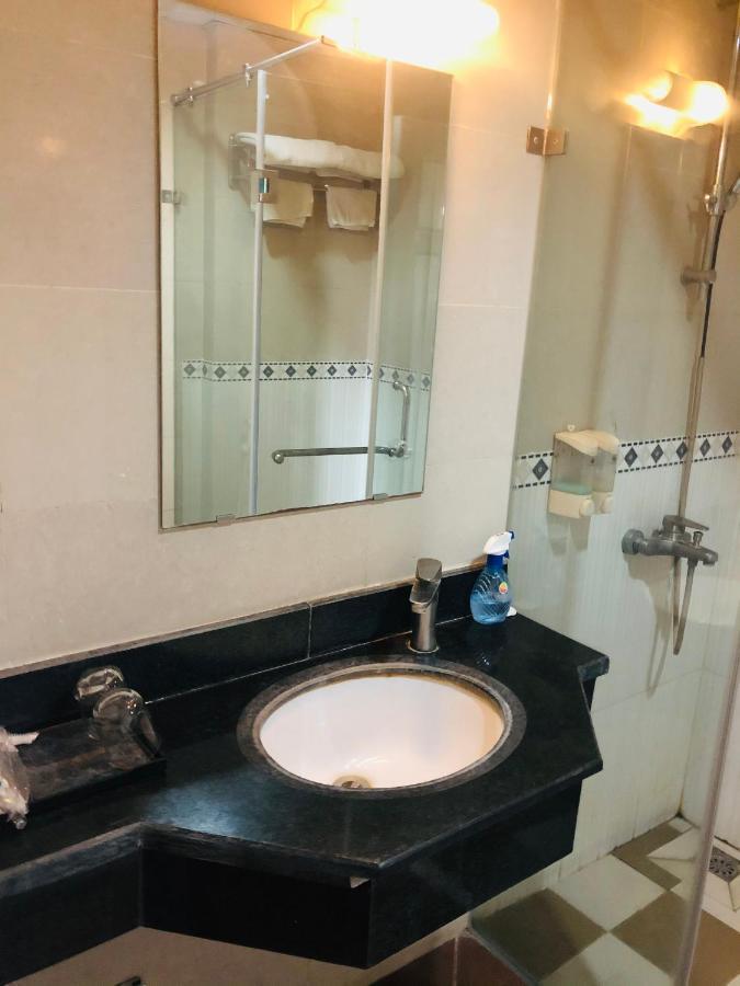 Bac Do Hotel Hanoi Bagian luar foto