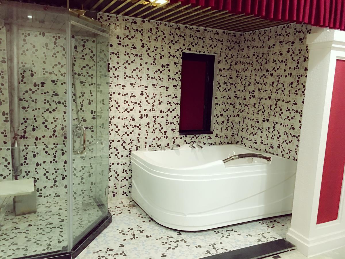 Bac Do Hotel Hanoi Bagian luar foto